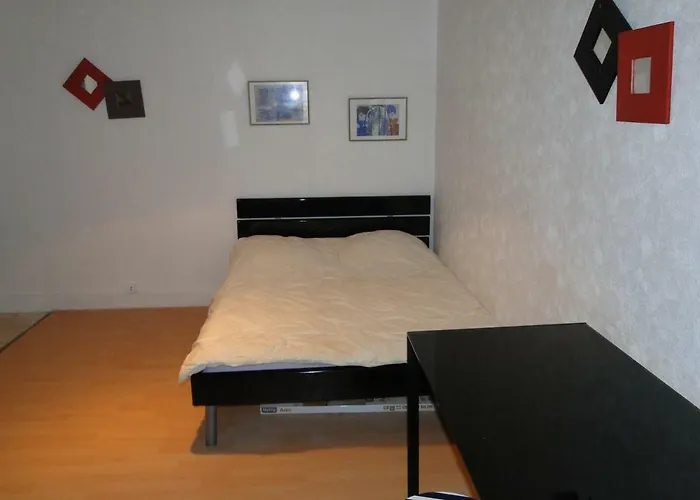 Appartement Entre Trocadero Et Champs Elyses